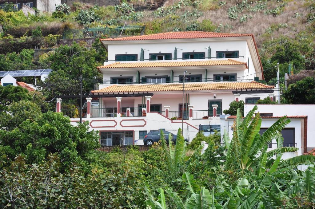 Apartahotel Marta 3*
